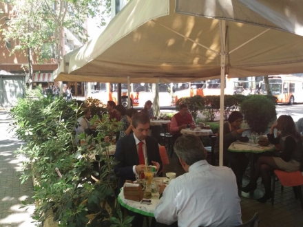 Cafeteria en primera linea