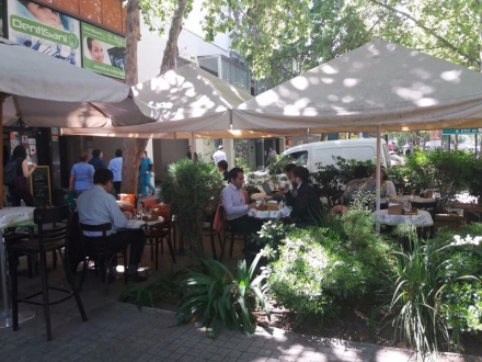 Cafeteria en primera linea