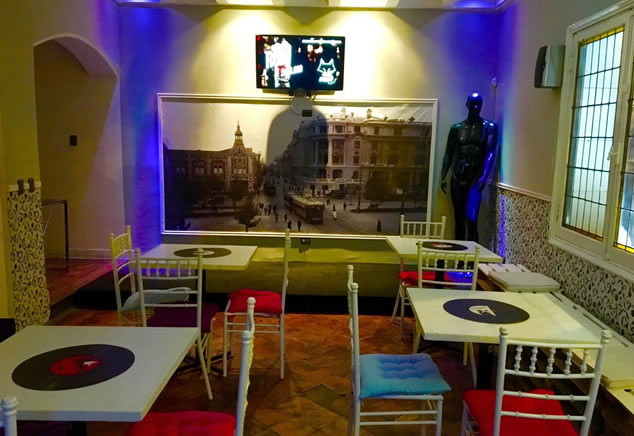 Restaurante Restobar barrio Yungay 