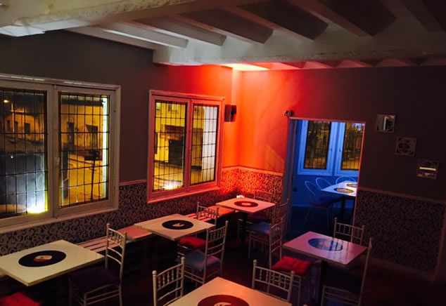 Restaurante Restobar barrio Yungay 
