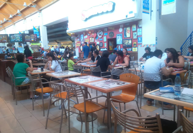 Sushi en patio comida Mall 
