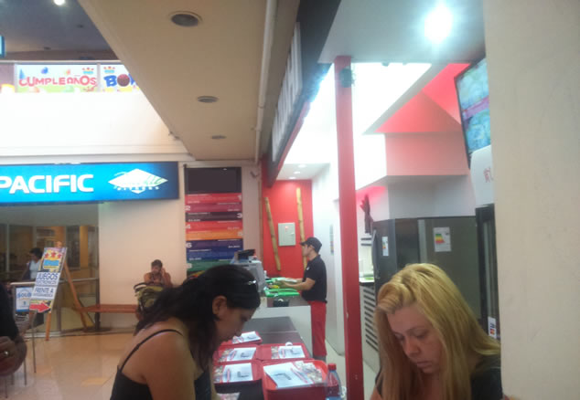 Sushi en patio comida Mall 