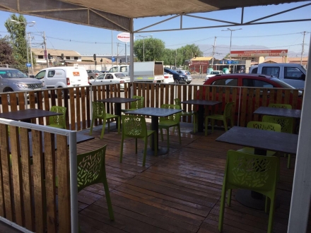 Pizzeria en Strip Center en Renca