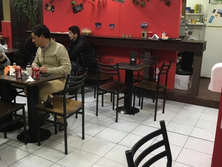 Cafeteria en Hurfanos Santiago