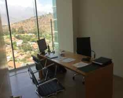 Oficina Comercial Ubicada en Av. Las Condes